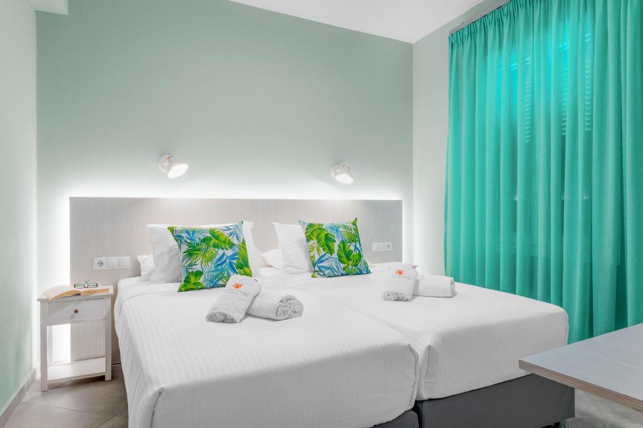 Corali Suites Andros บาทซี ภายนอก รูปภาพ