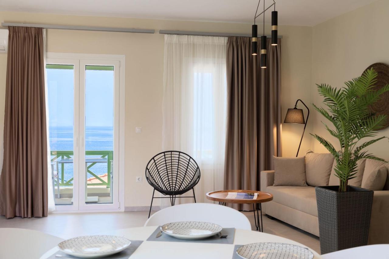 Corali Suites Andros บาทซี ภายนอก รูปภาพ