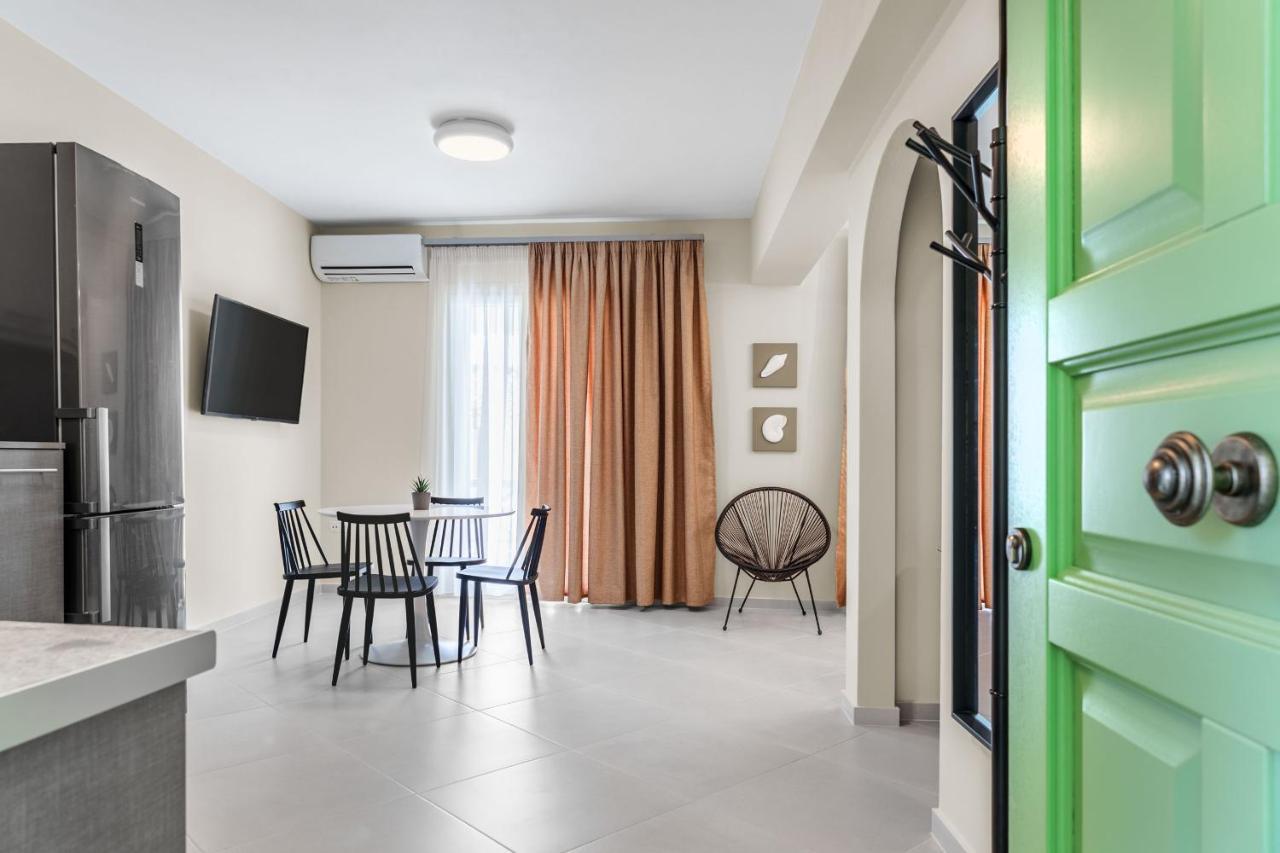 Corali Suites Andros บาทซี ภายนอก รูปภาพ