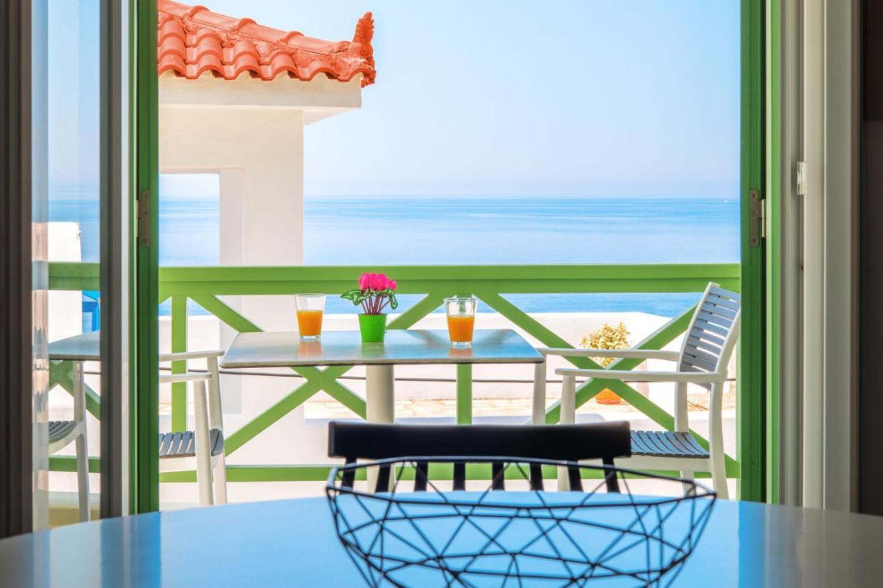 Corali Suites Andros บาทซี ภายนอก รูปภาพ